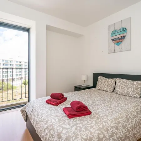 Bright & Spacious 2 Bed Flat 2 Bath W Garage In Marina Apartment Lagos